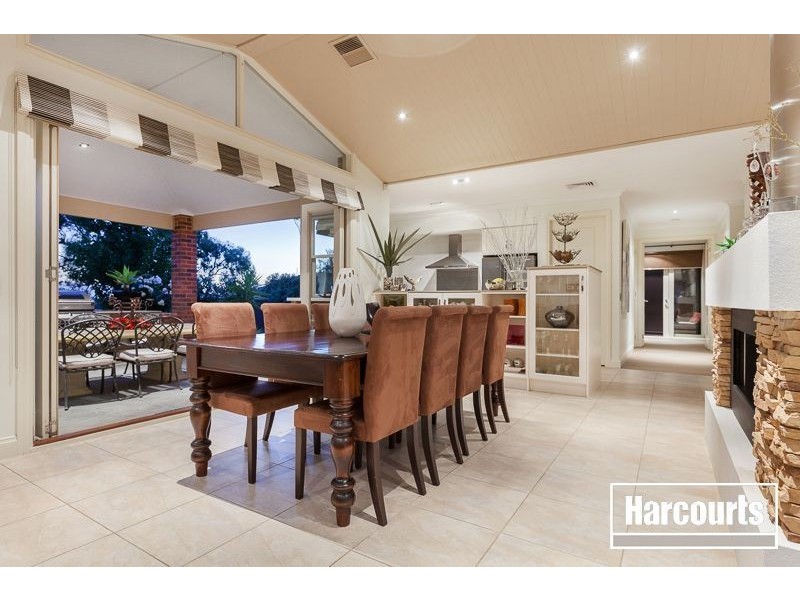 166 Belgrave Hallam Road, Narre Warren North VIC 3804