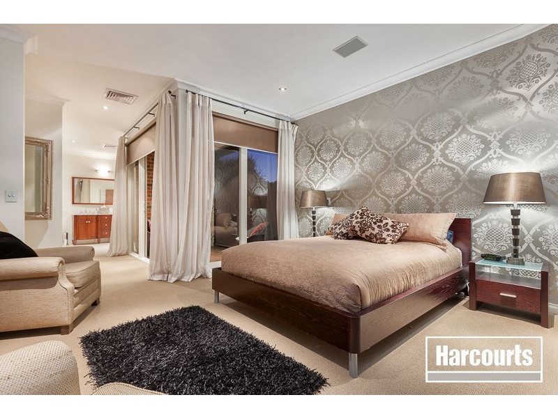 166 Belgrave Hallam Road, Narre Warren North VIC 3804