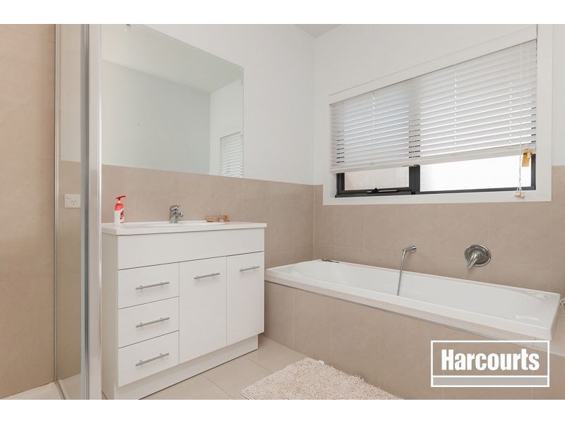 11 Castellana Court, Narre Warren South VIC 3805