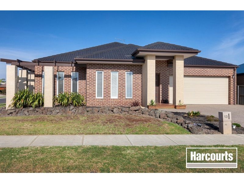 13 Bellerive Avenue, Officer VIC 3809