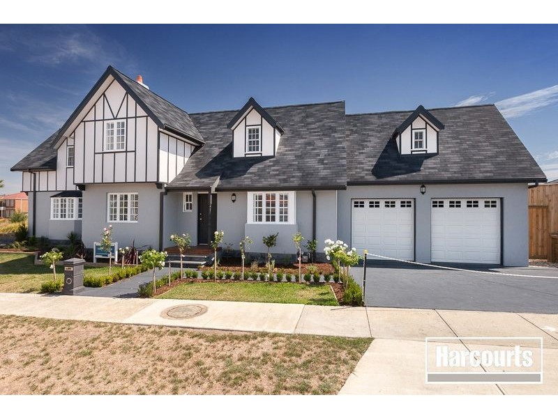 14 Piermont Drive, Berwick VIC 3806