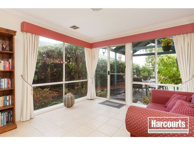 7 Saintly Grove, Berwick VIC 3806