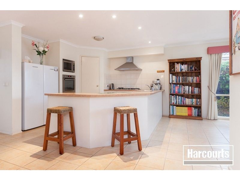 7 Saintly Grove, Berwick VIC 3806