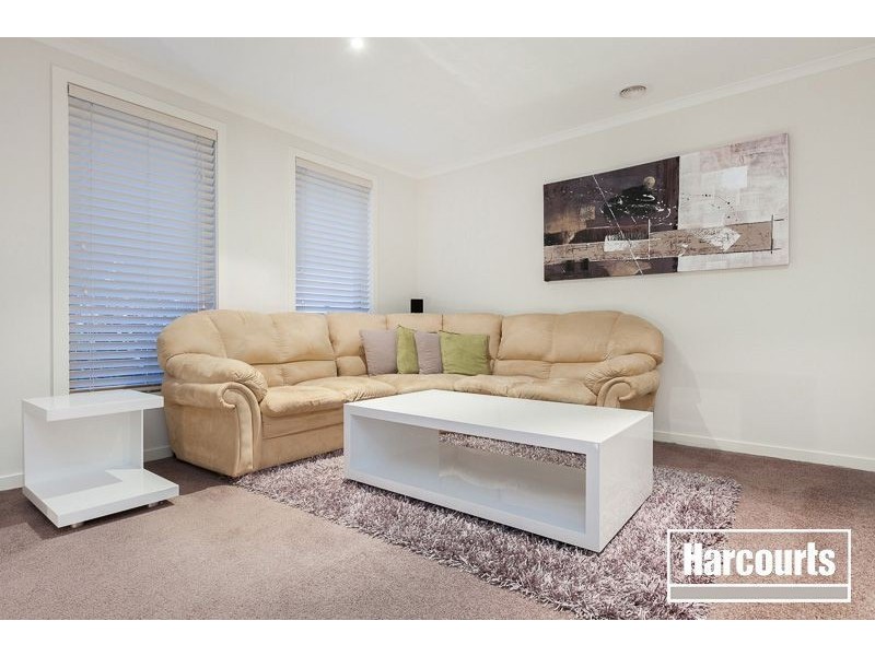13 Eva Florence Way, Narre Warren South VIC 3805