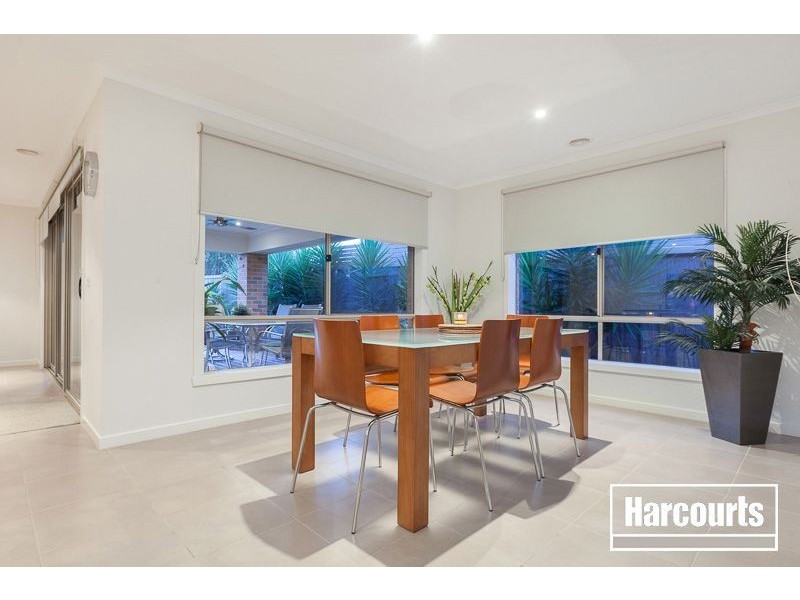 13 Eva Florence Way, Narre Warren South VIC 3805