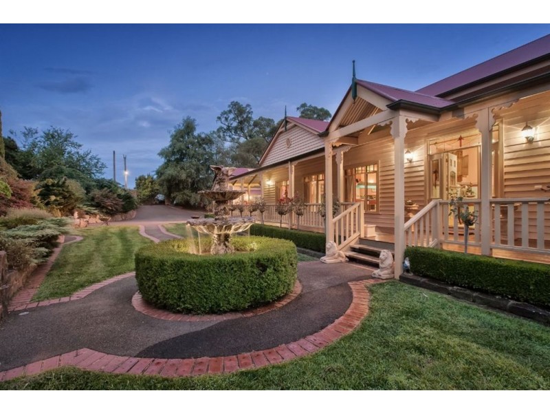 43 Kilvington Drive, Emerald VIC 3782