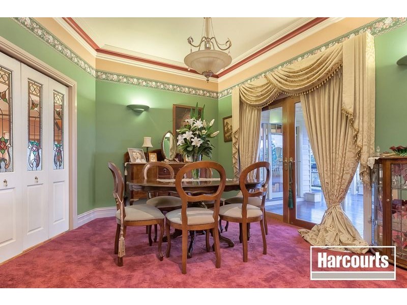 43 Kilvington Drive, Emerald VIC 3782