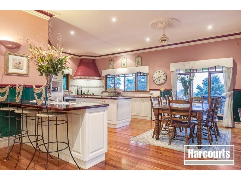 43 Kilvington Drive, Emerald VIC 3782