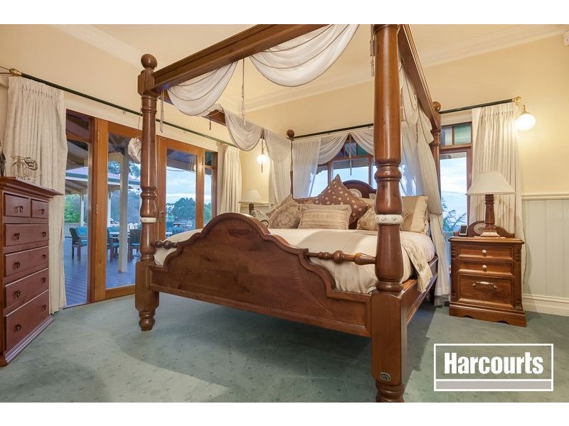43 Kilvington Drive, Emerald VIC 3782