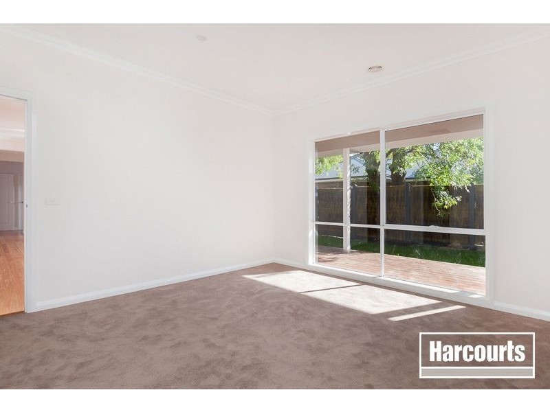 8B Allan Street, Berwick VIC 3806