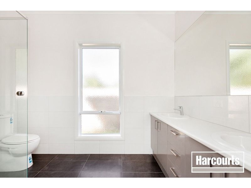 8B Allan Street, Berwick VIC 3806