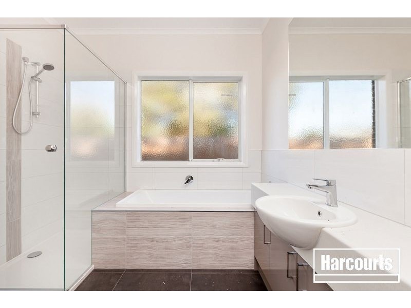 8B Allan Street, Berwick VIC 3806