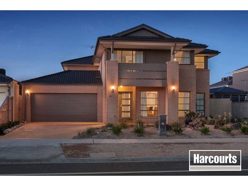 22 Grand Manor Drive, Berwick VIC 3806