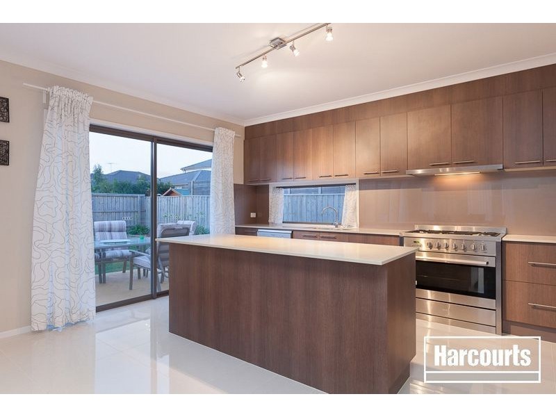 22 Grand Manor Drive, Berwick VIC 3806