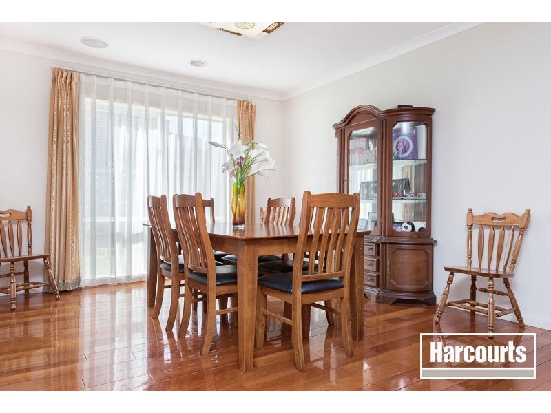 12 Stanhope Avenue, Berwick VIC 3806