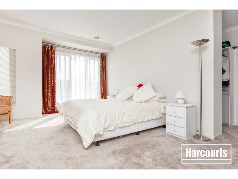 12 Stanhope Avenue, Berwick VIC 3806