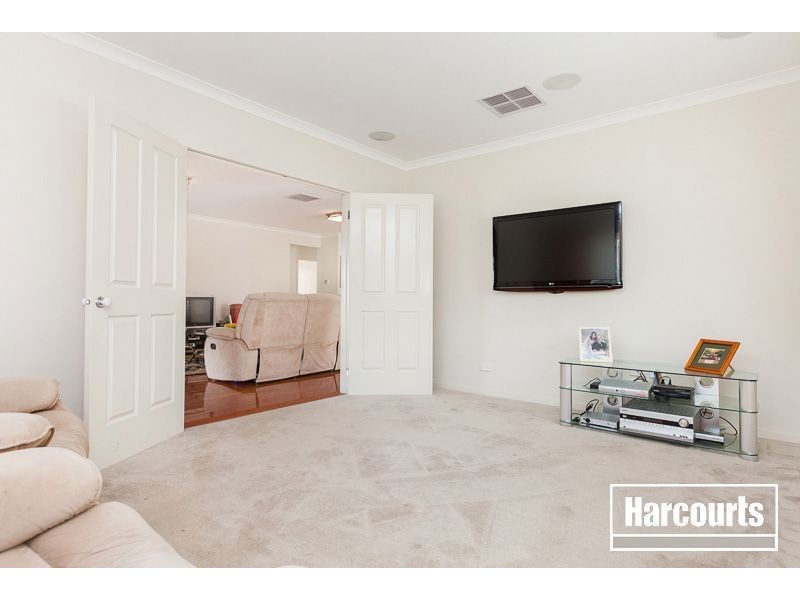 12 Stanhope Avenue, Berwick VIC 3806