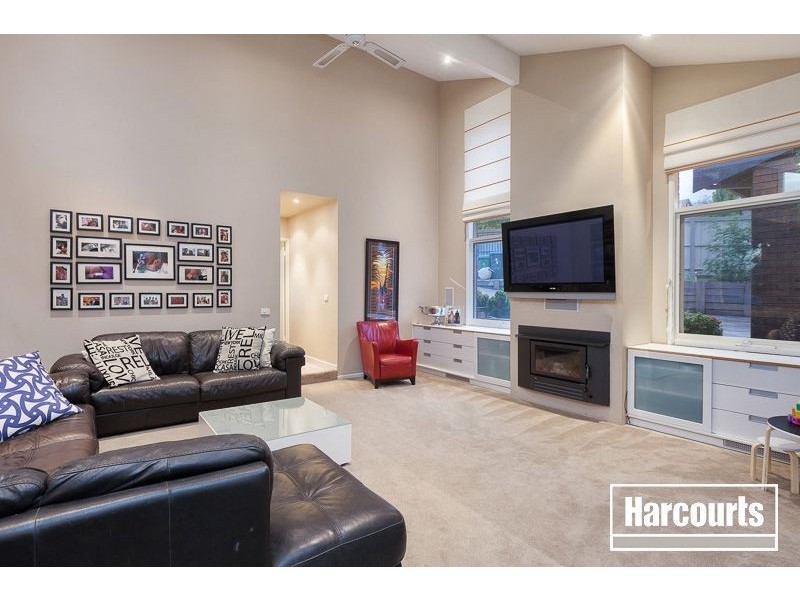 32 McNabb Street, Berwick VIC 3806