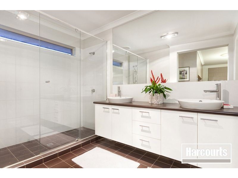 7 Ambrose Court, Berwick VIC 3806