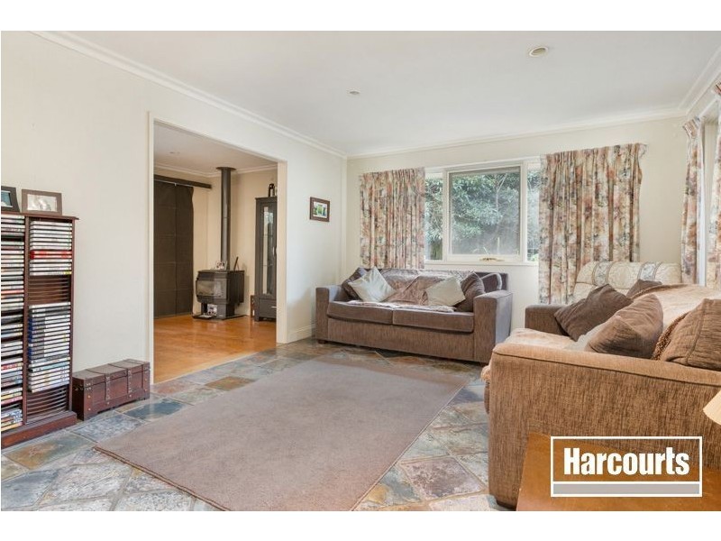 12 Elgin Street, Berwick VIC 3806
