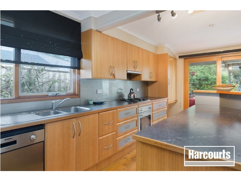 12 Elgin Street, Berwick VIC 3806