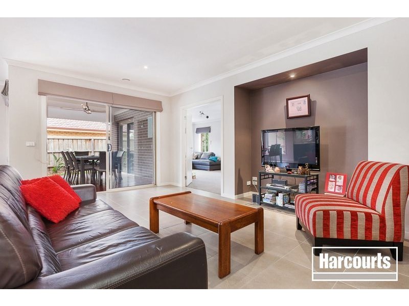 4 Angelique Street, Berwick VIC 3806