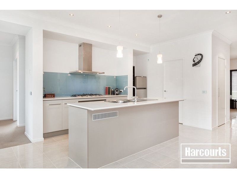 22 Georgetown Way, Officer VIC 3809