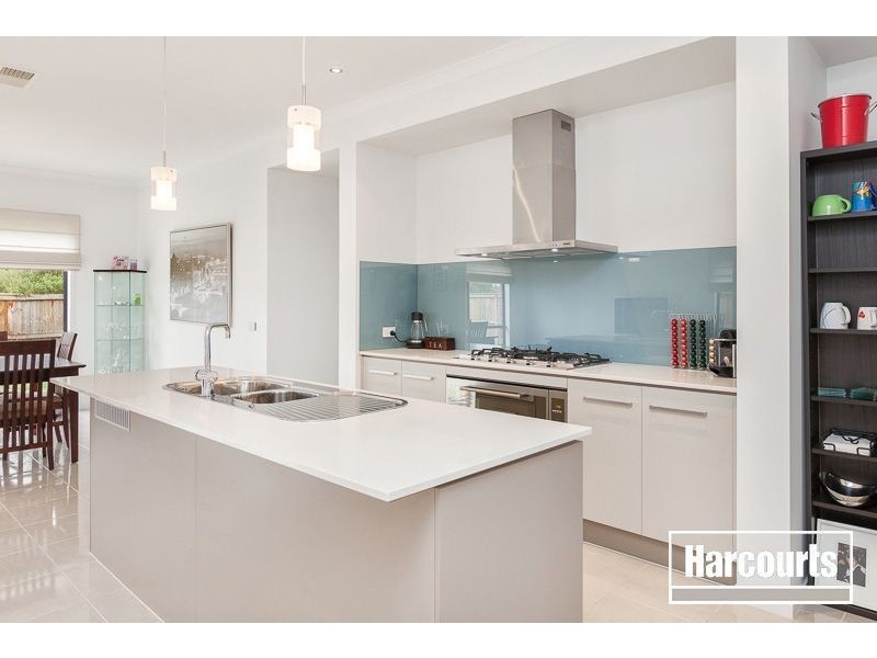 22 Georgetown Way, Officer VIC 3809