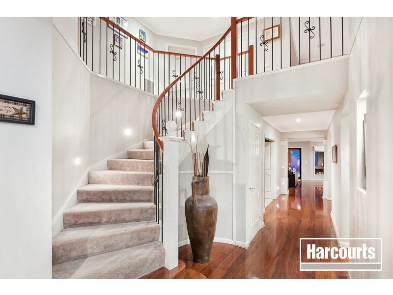 9 Ambrose Court, Berwick VIC 3806