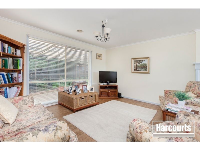 12 Fairholme Blvd, Berwick VIC 3806