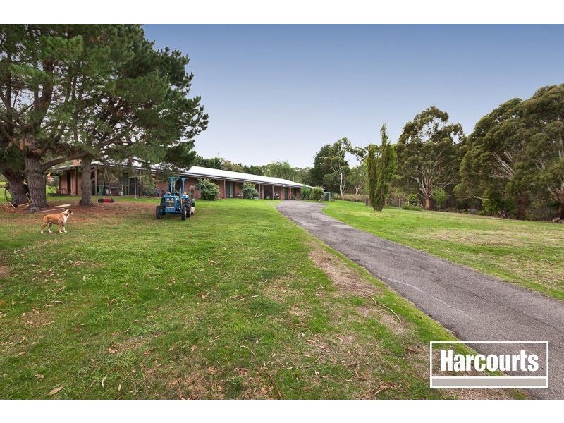 8 Oaks Court, Lysterfield South VIC 3156