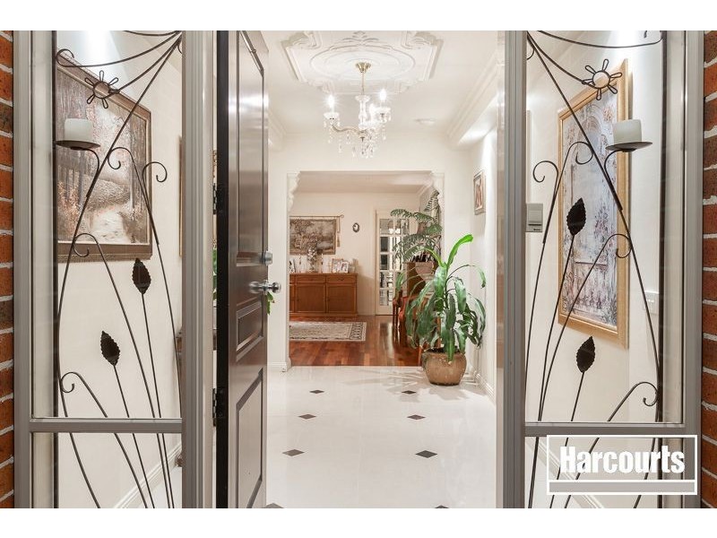 2 Gumview Court, Beaconsfield VIC 3807