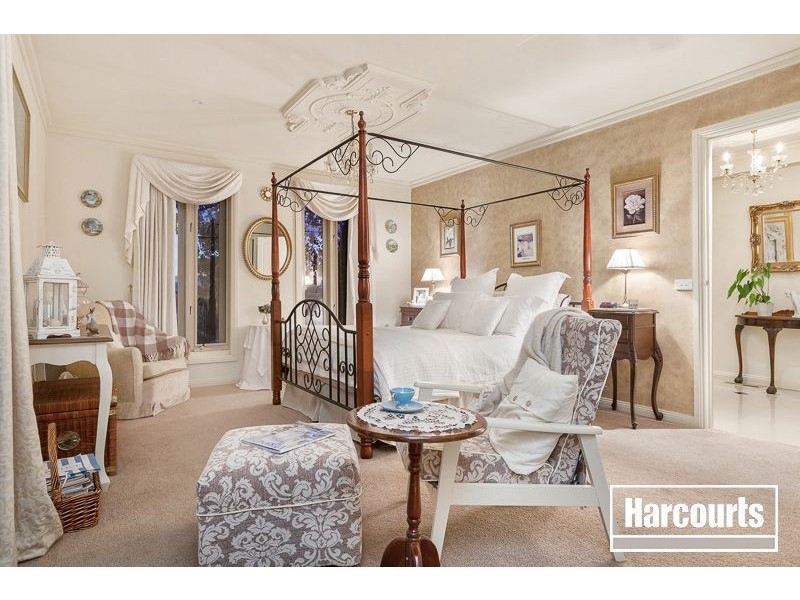 2 Gumview Court, Beaconsfield VIC 3807