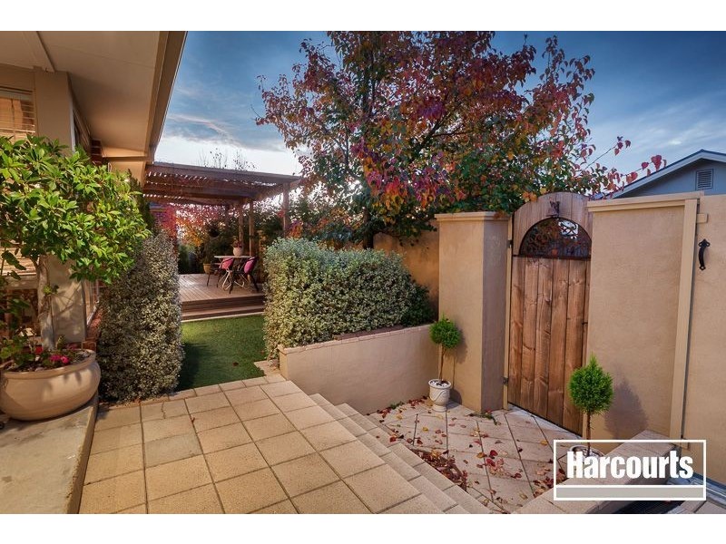 2 Gumview Court, Beaconsfield VIC 3807