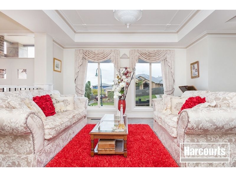 6 Bower Court, Berwick VIC 3806