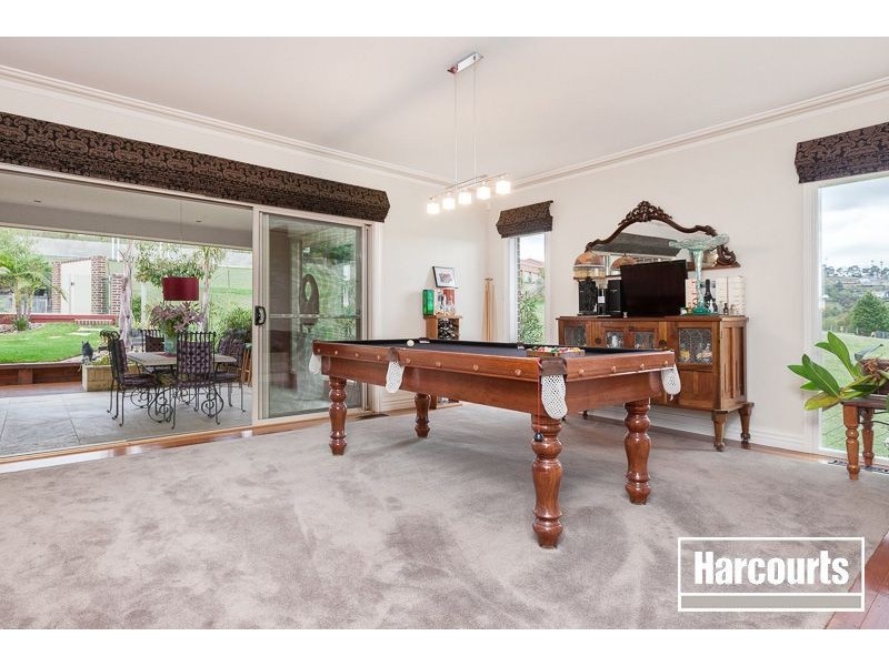 6 Bower Court, Berwick VIC 3806