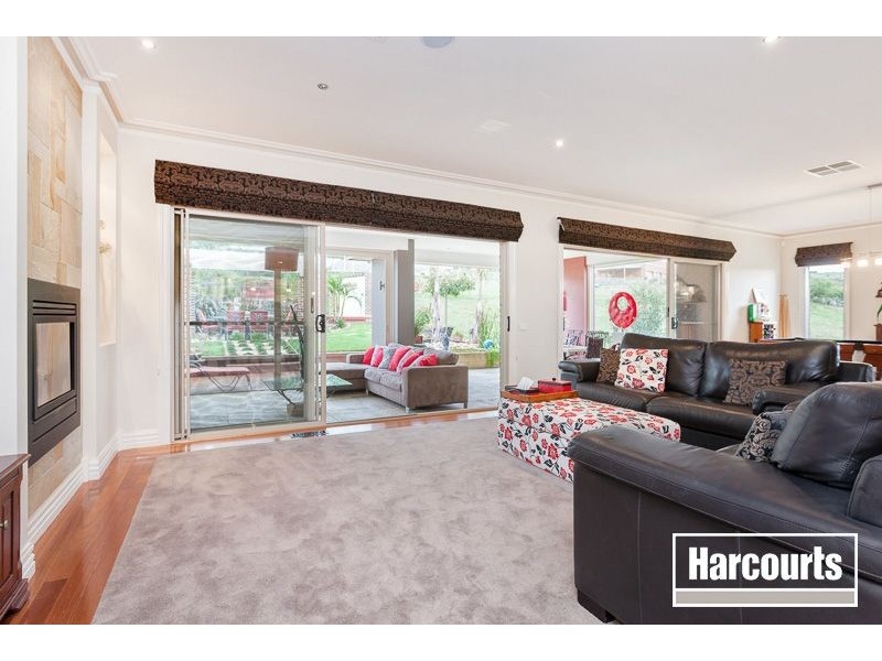 6 Bower Court, Berwick VIC 3806