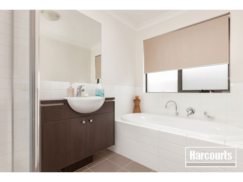 5 Whitehaven Street, Berwick VIC 3806