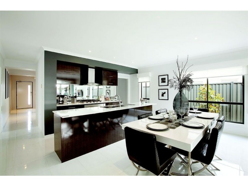 Lot 1833 Elwick Drive, Clyde North VIC 3978