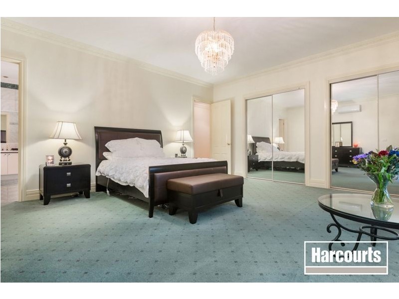 42-43 Caithwill Court, Narre Warren North VIC 3804