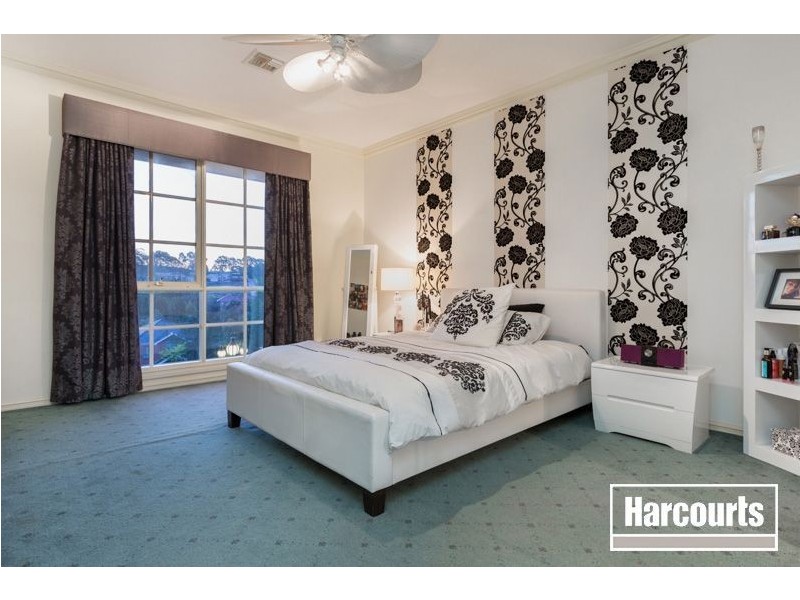 42-43 Caithwill Court, Narre Warren North VIC 3804