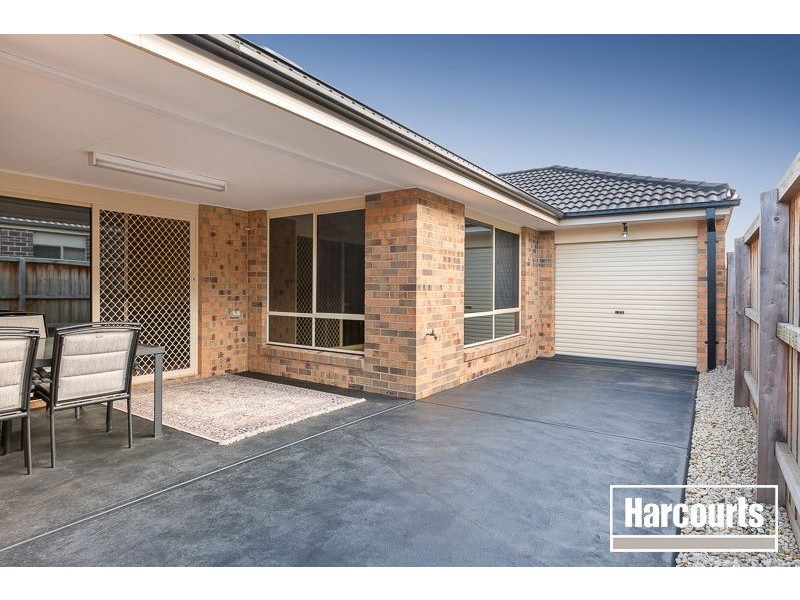 8 Gladys Court, Berwick VIC 3806