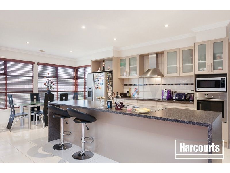 10 Viewgrand Drive, Berwick VIC 3806