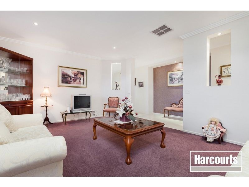 10 Viewgrand Drive, Berwick VIC 3806