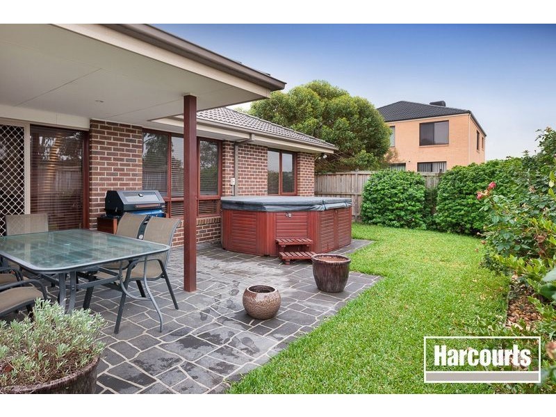 10 Viewgrand Drive, Berwick VIC 3806