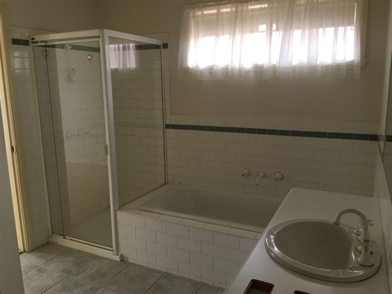 59 Lodge Crescent, Berwick VIC 3806