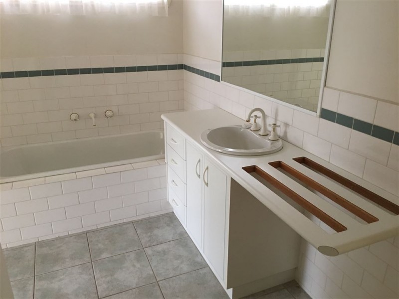 59 Lodge Crescent, Berwick VIC 3806