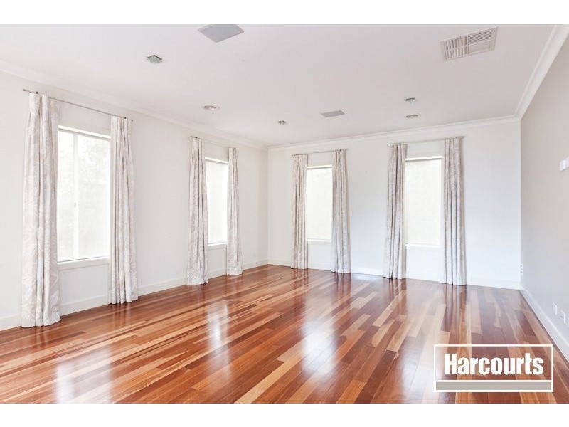 22 Chase Blvd, Berwick VIC 3806