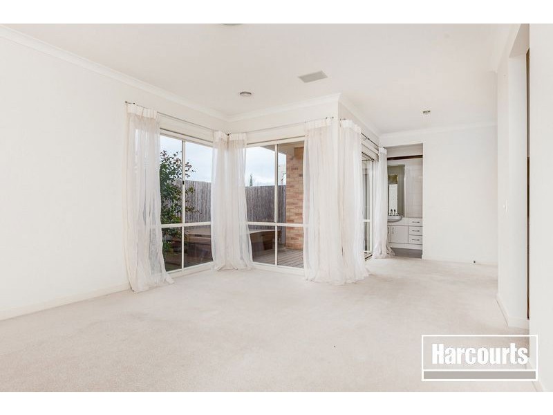 22 Chase Blvd, Berwick VIC 3806