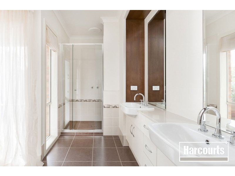 22 Chase Blvd, Berwick VIC 3806